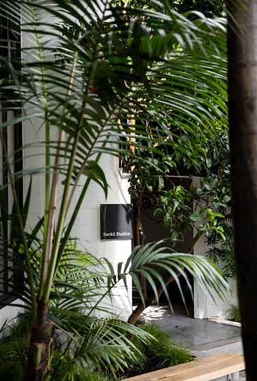 The Zen courtyard entry and Kenkō signage at 40 St Benedict's Street
